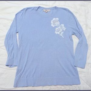 Ann Taylor Loft size M lightweight sweater with embroidered flowers